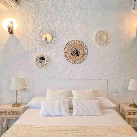La Palmera. Casa Rural Con Piscina Privada. Benadalid Dış mekan fotoğraf