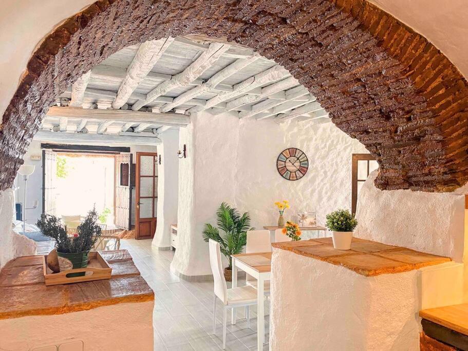 La Palmera. Casa Rural Con Piscina Privada. Benadalid Dış mekan fotoğraf